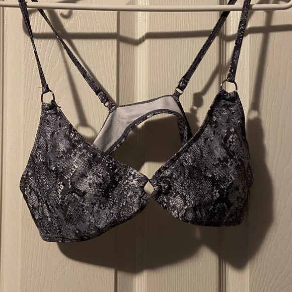 Grey Snakeskin Print Bikini Top *HOST PICK* - Picture 10 of 13